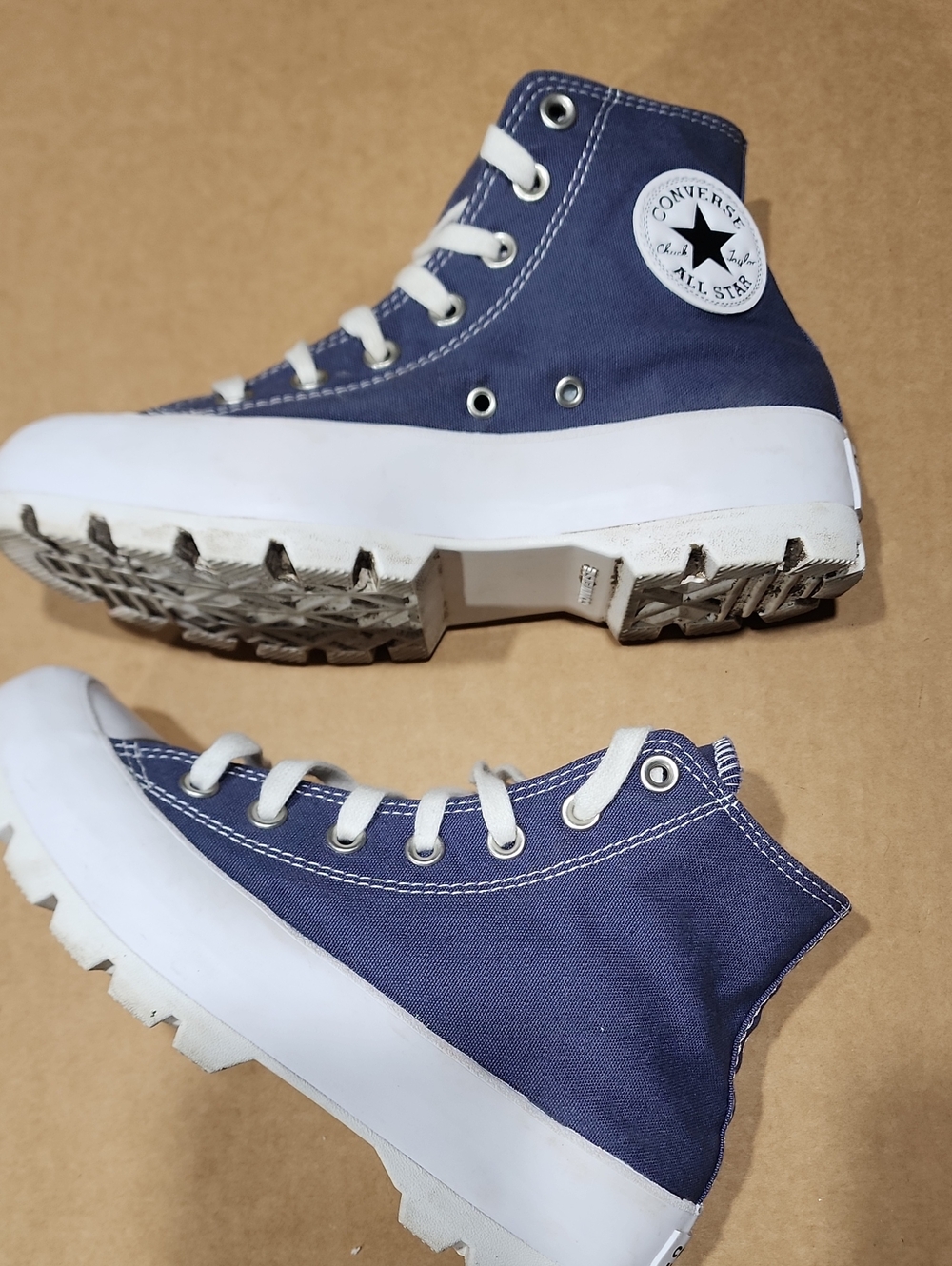 Converse Blue High Top Chuck Taylor Sneakers Sz 7